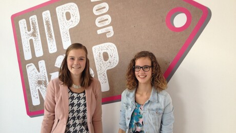 Hip voor Nop | Monique en Karla